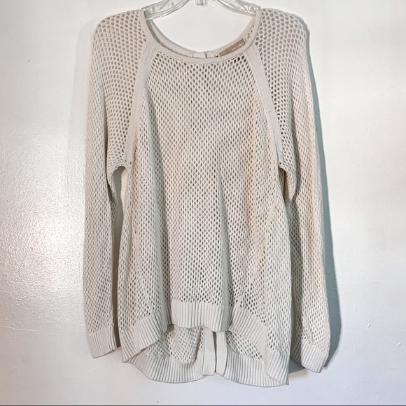 Michael Kors Sweaters - Michael Kors button back sweater